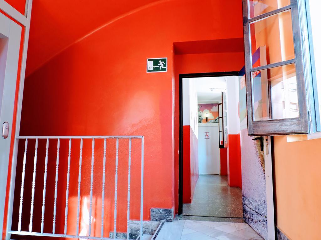 Feetup Home Backpackers Valencia Exterior foto