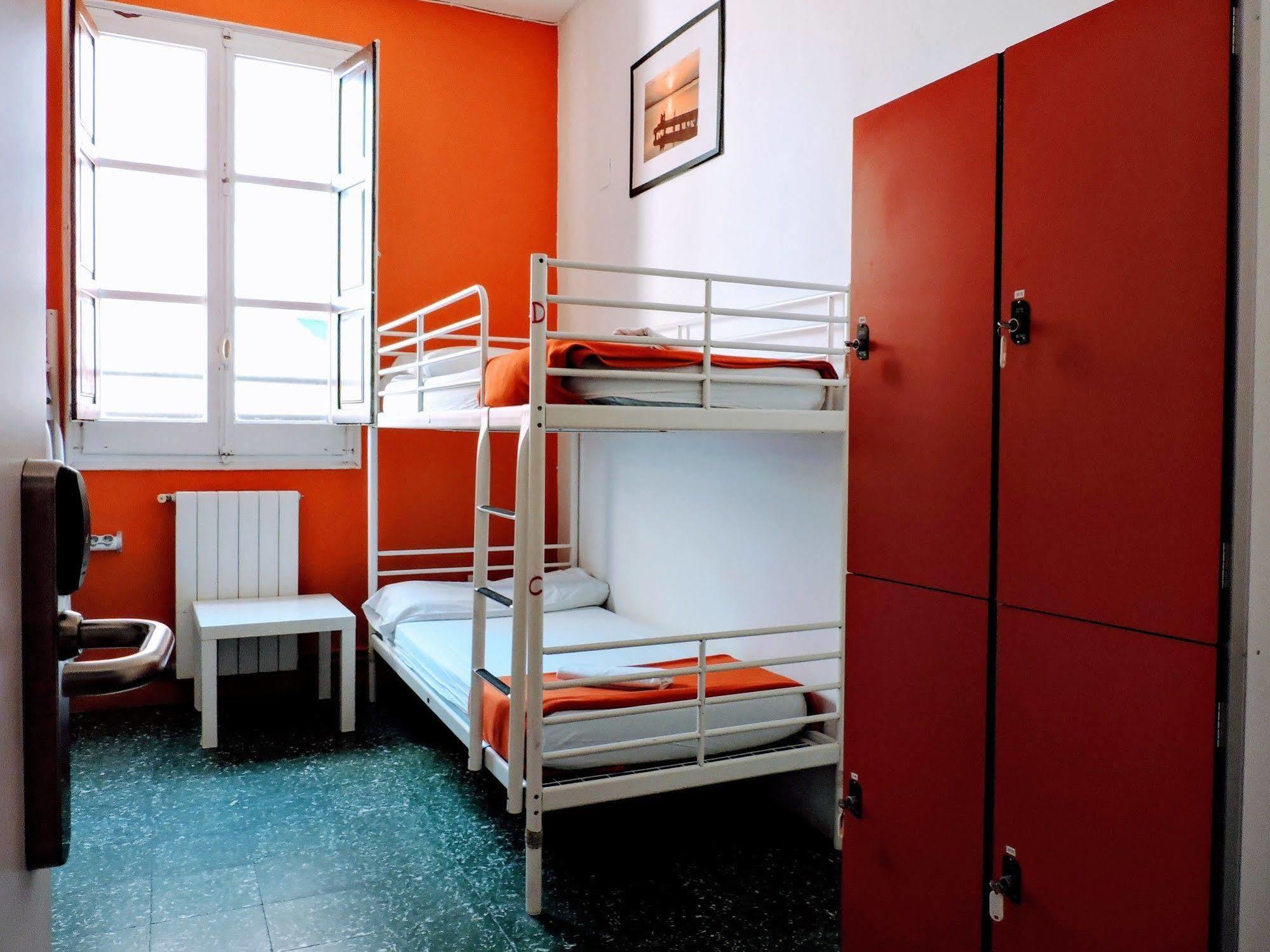 Feetup Home Backpackers Valencia Exterior foto